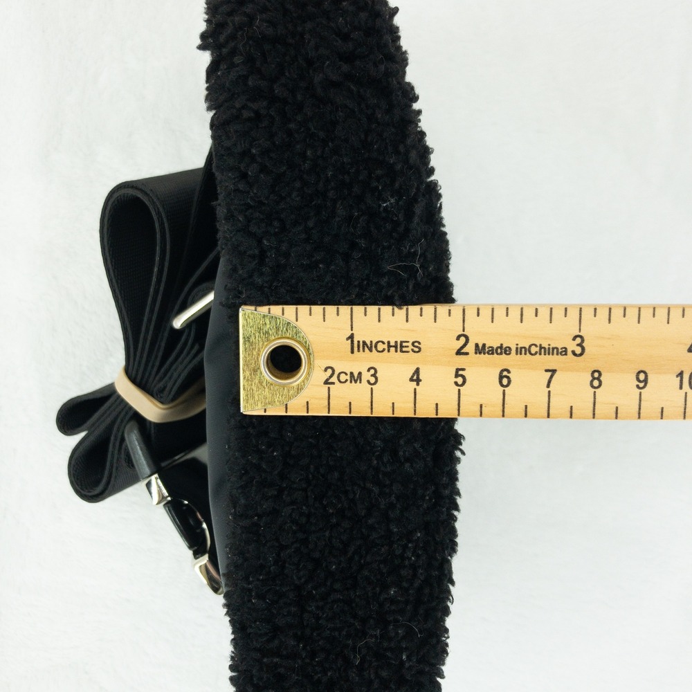 Lululemon Everywhere Fleece Belt Bag Womens OS Black Sherpa Waist Fanny Pack - Picture 15 of 16
